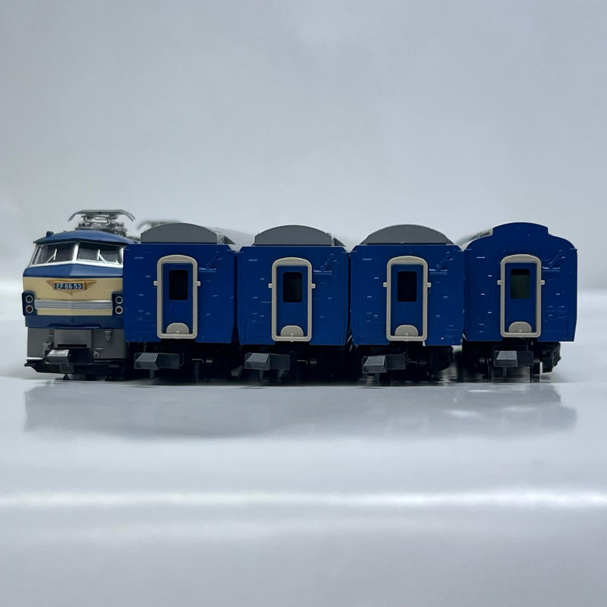 Nゲージ EF66 ブルートレイン 富士仕様5両 TOMIX 90150 ベーシックセットSDブルートレイン2 ※車両のみ TOMIX/トミックス 鉄道模型車両