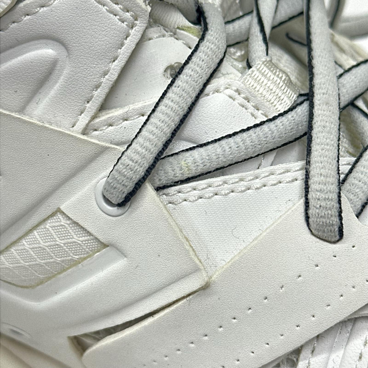BALENCIAGA TRACK HIKE 654867 白 (27.5)