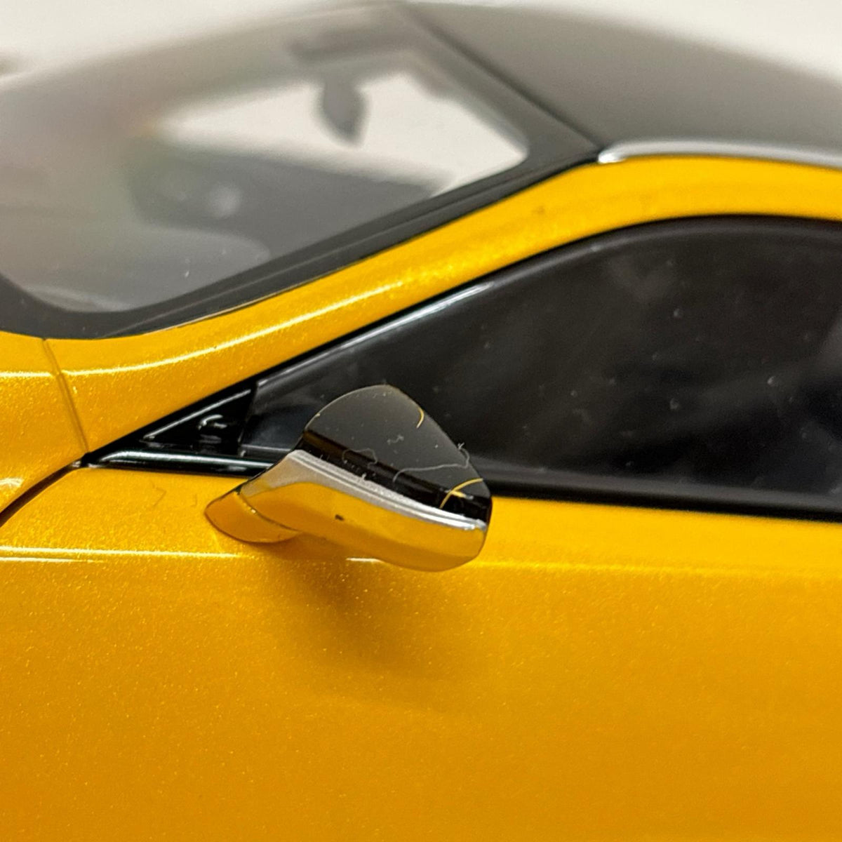 AUTOart 1/18 Lexus LC500 メタリックイエロー オートアート スケールカー