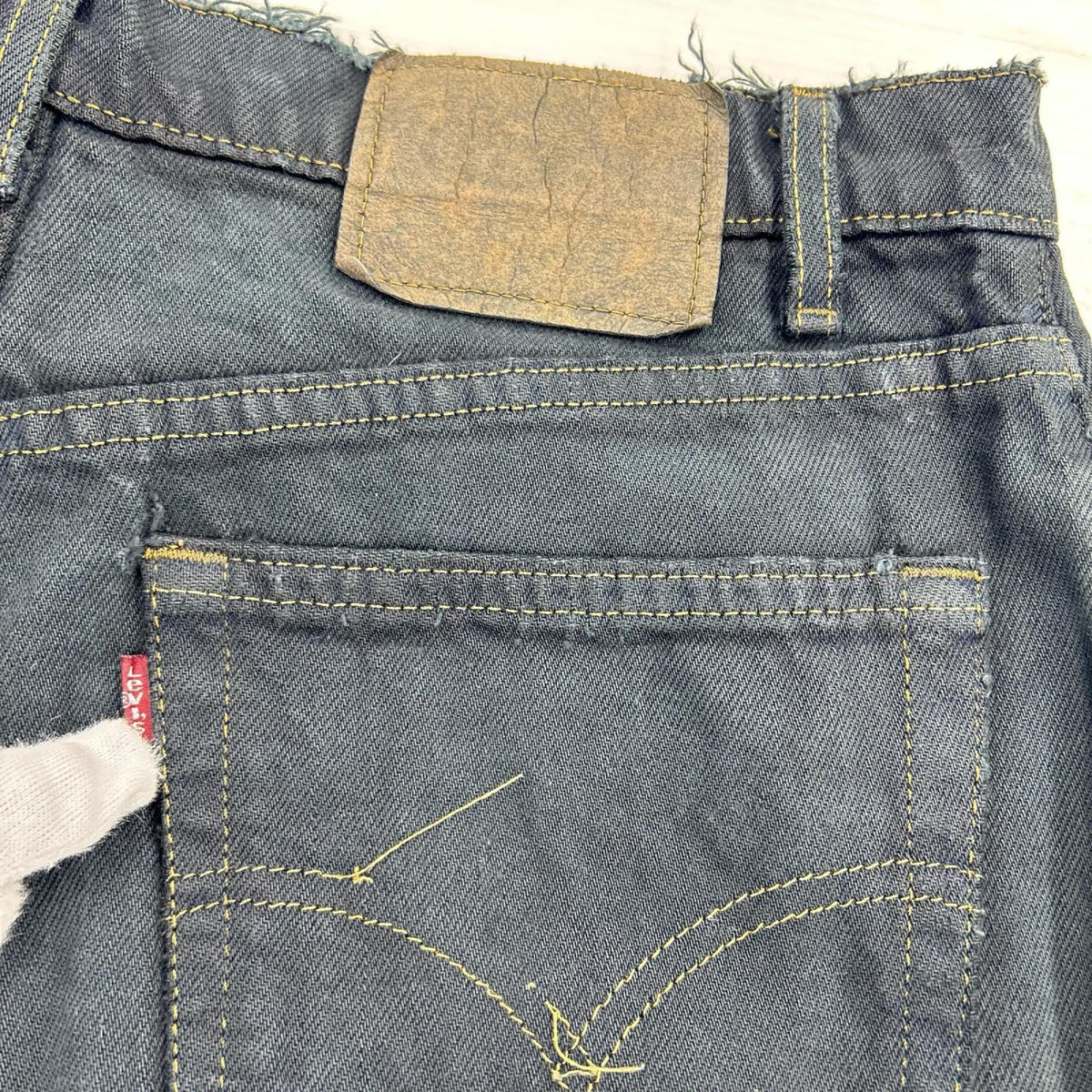 デニムパンツ Levi's 後染めブラックデニム ブラック