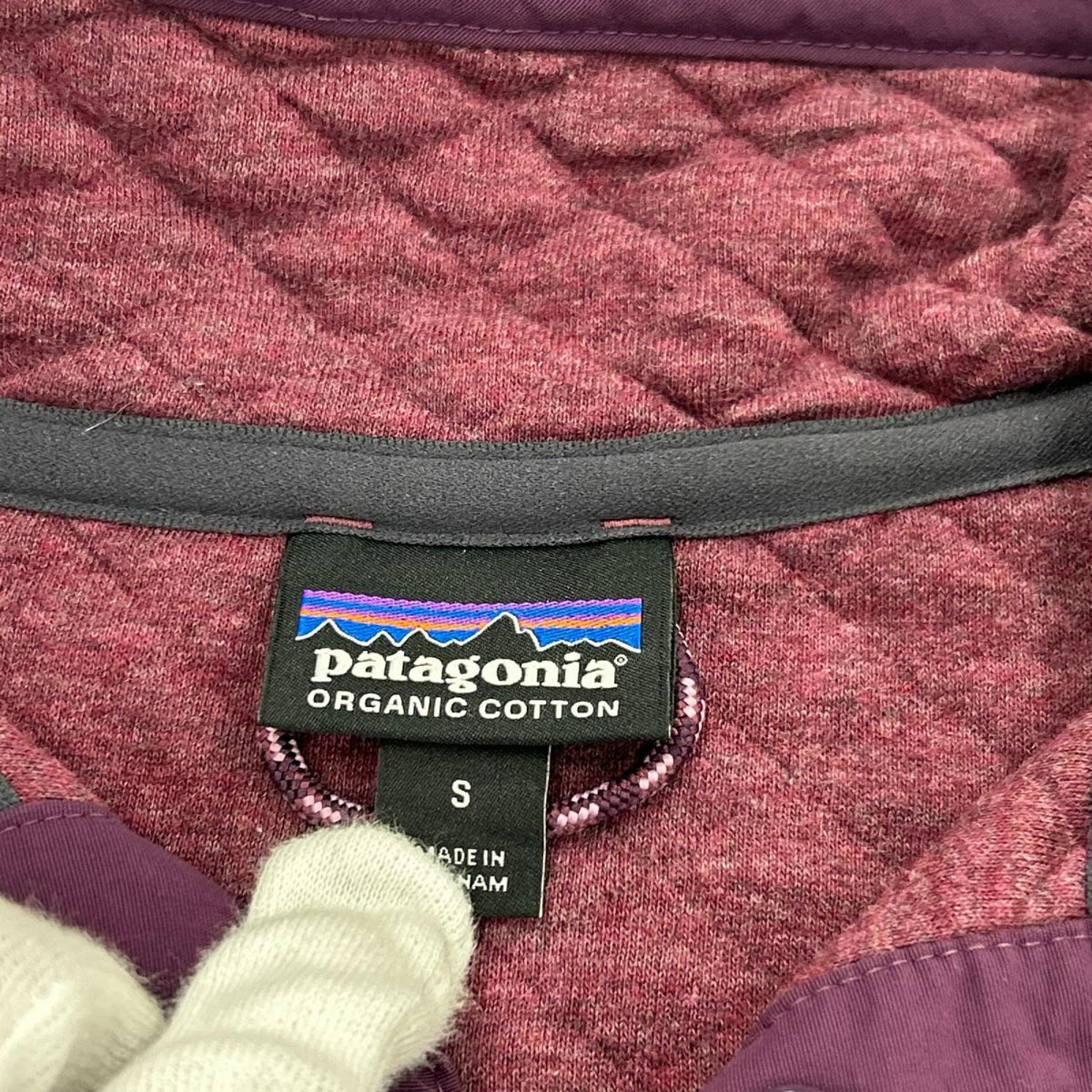 その他トップス patagonia ダイヤモンドキルトスナップT 25282FA19 紫 (S) S パープル