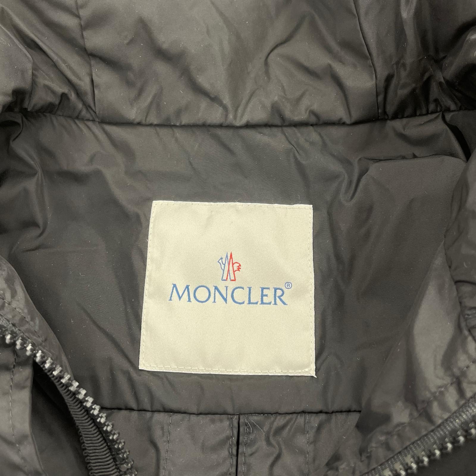 ジャケット MONCLER BLANCHETTE/半袖/黒/ナイロン ブラック