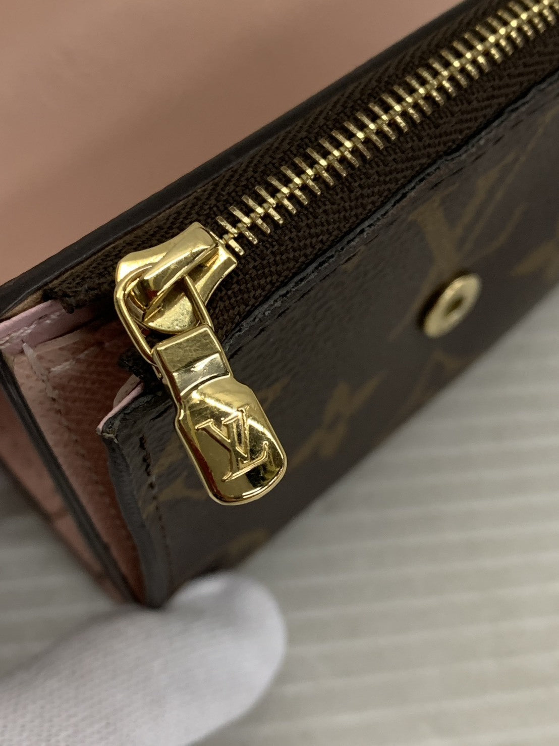 LOUIS VUITTON ポルトフォイユ・ゾエ ダミエ ローズバレリーヌ N60167