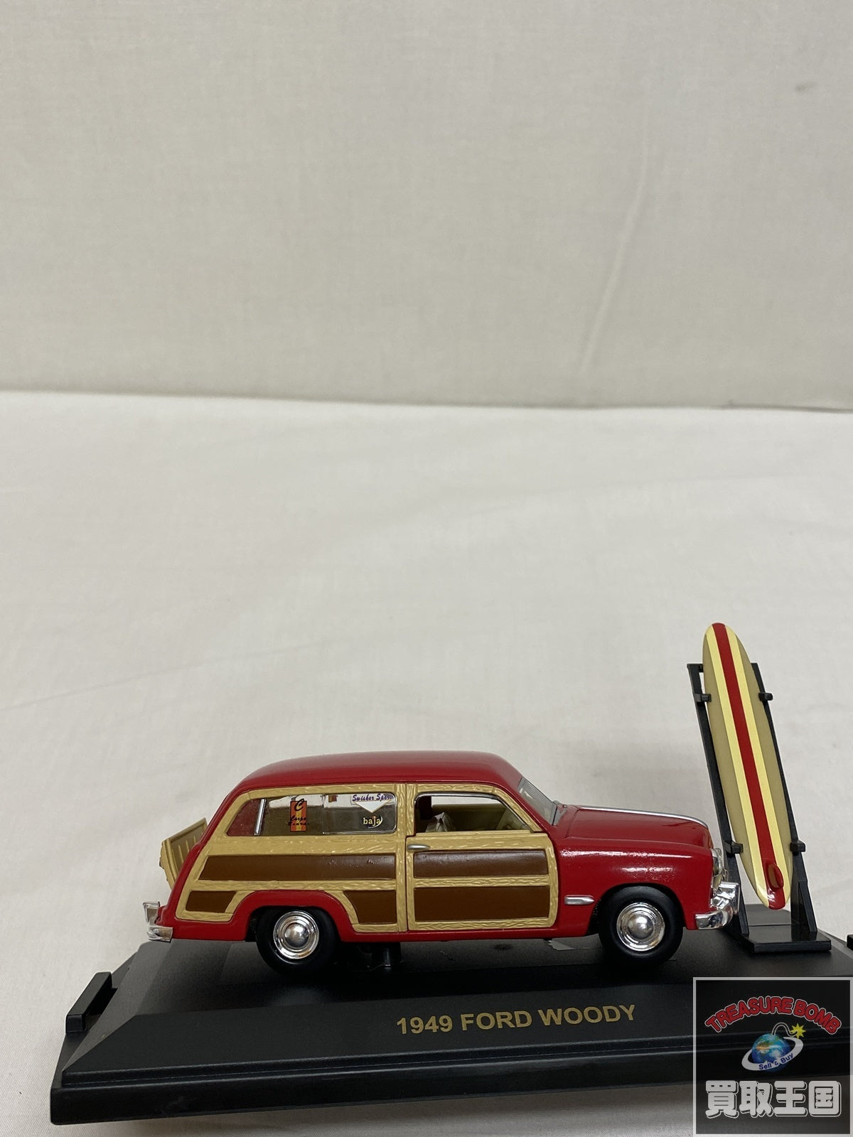 ROADCHAMPS 1/43 1949 FORD WOODY スケールカー