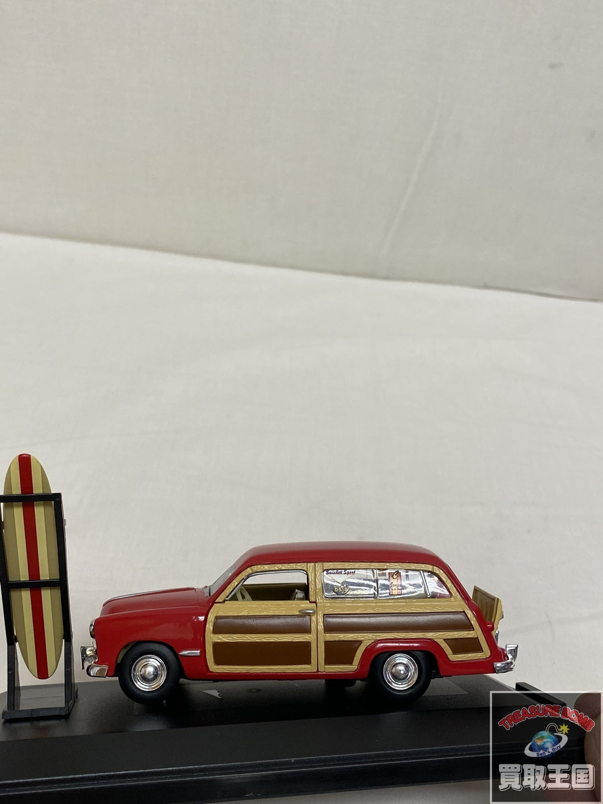 ROADCHAMPS 1/43 1949 FORD WOODY スケールカー