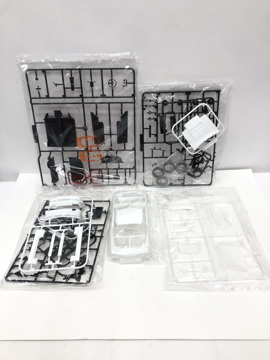 アオシマ 1/24 ザ・チューンドカー No.100 カープラモ・ミニ四駆
