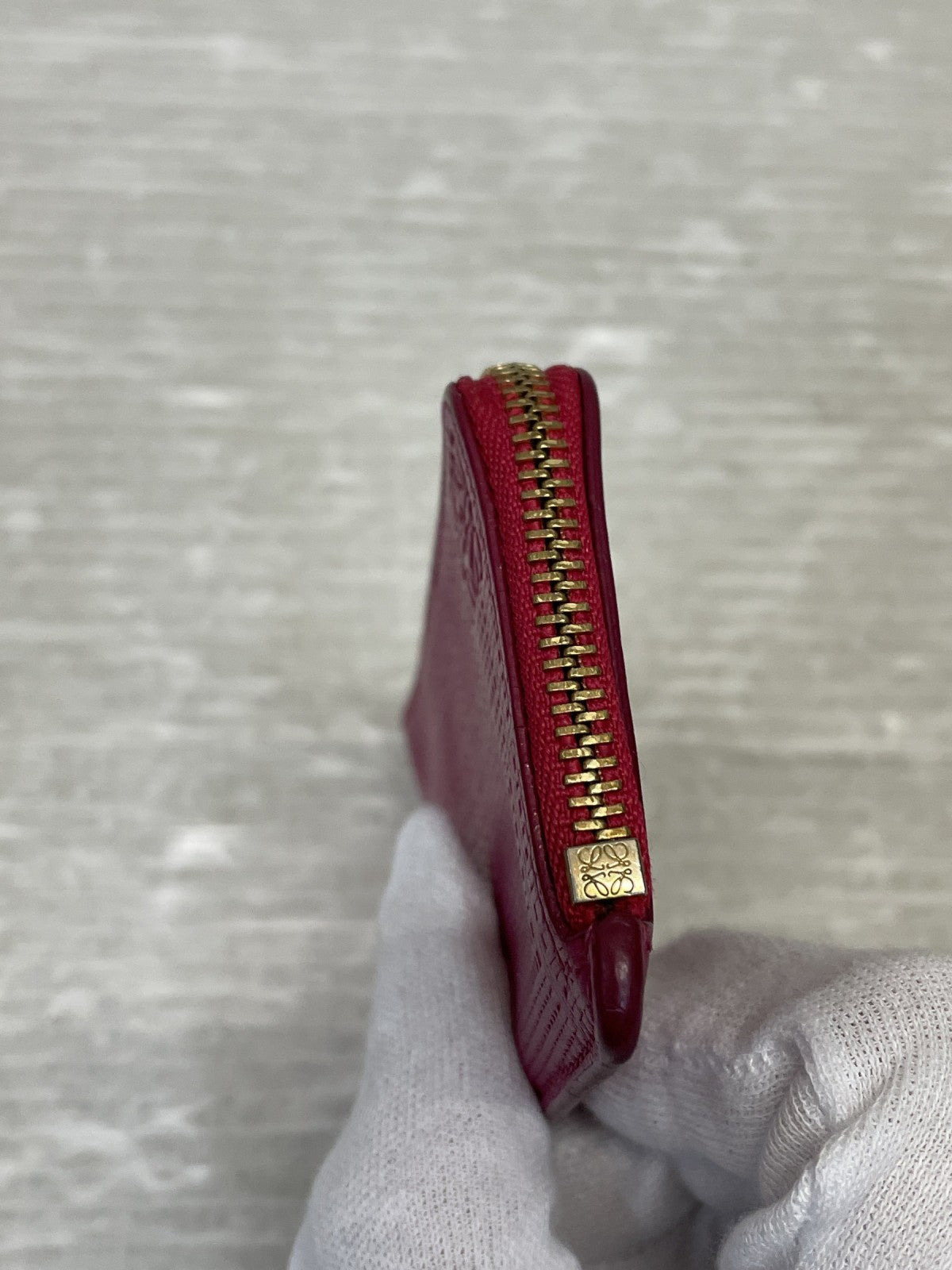 LOEWE L字ジップ カード×コインケース マゼンタピンク