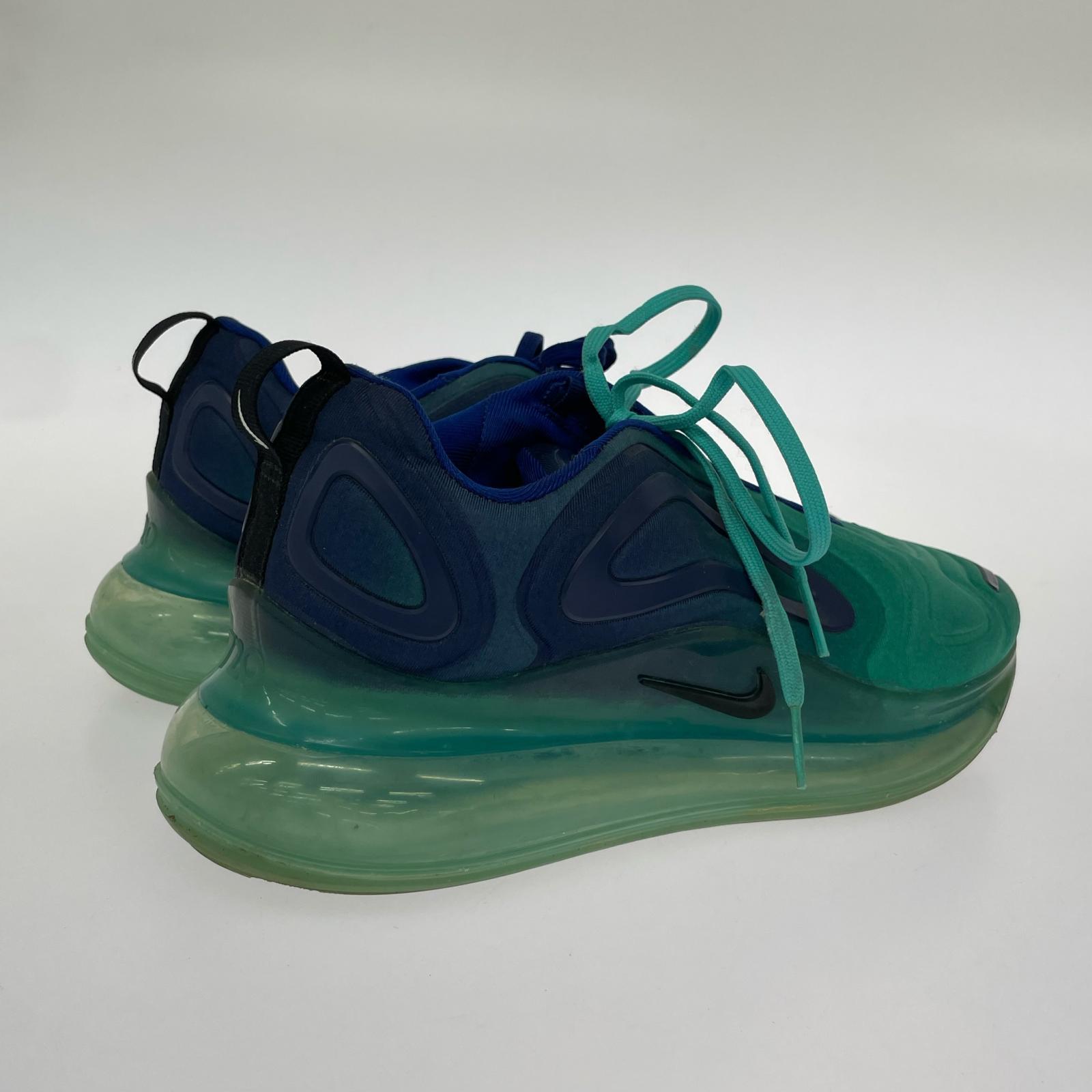 スニーカー Air Max 720(26.0) 26cm (US8 UK7 1/2 EU42) グリーン