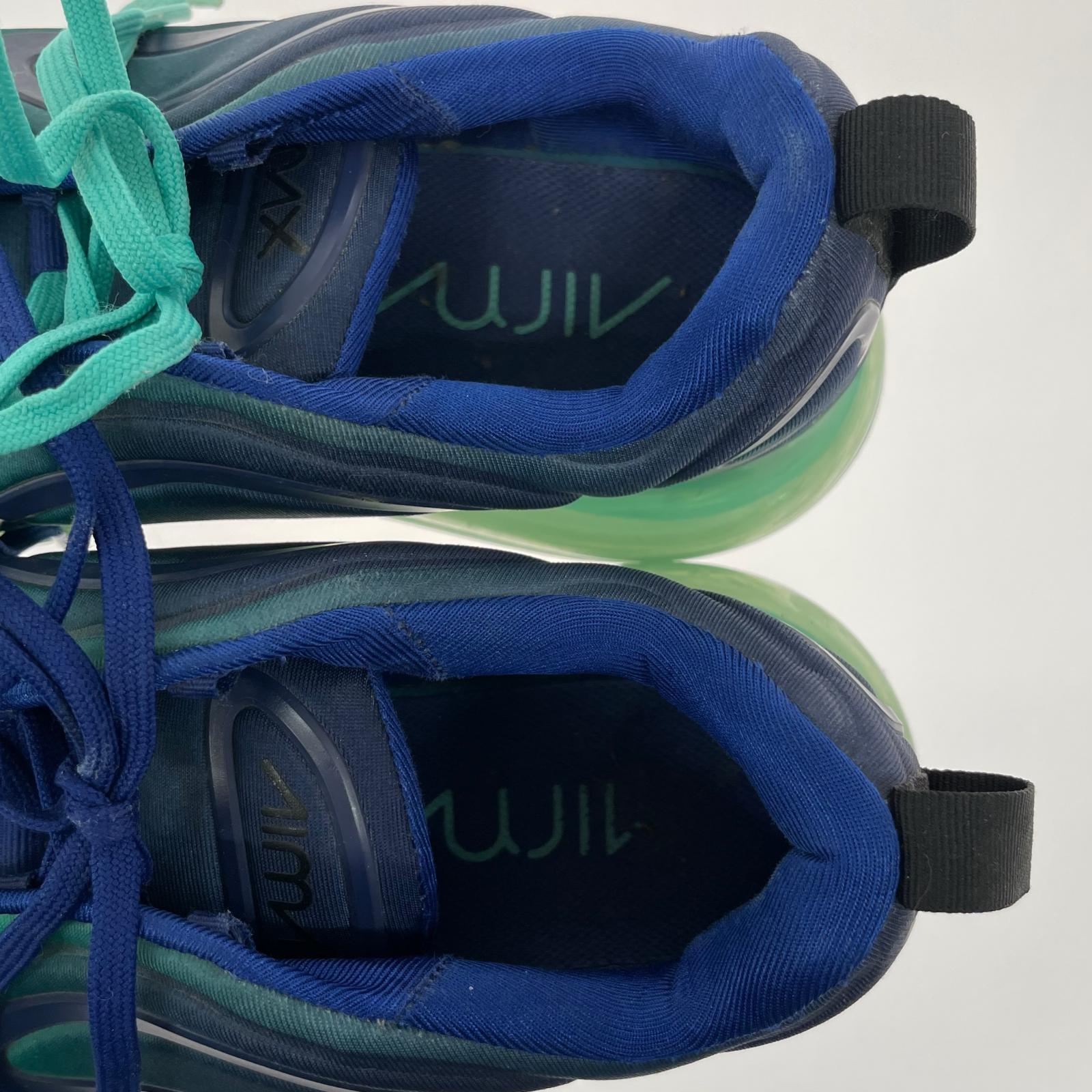 スニーカー Air Max 720(26.0) 26cm (US8 UK7 1/2 EU42) グリーン