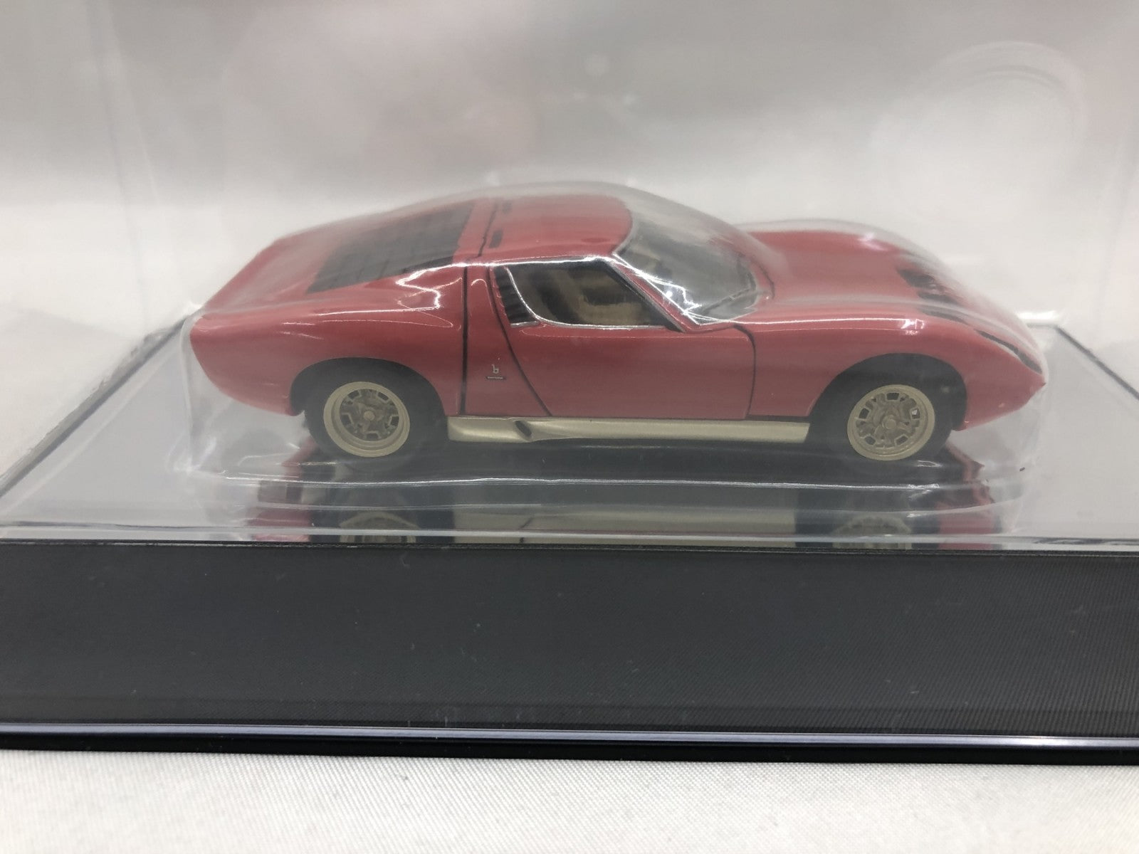 AUTOart 1/43 ランボルギーニ ミウラ SV スケールカー