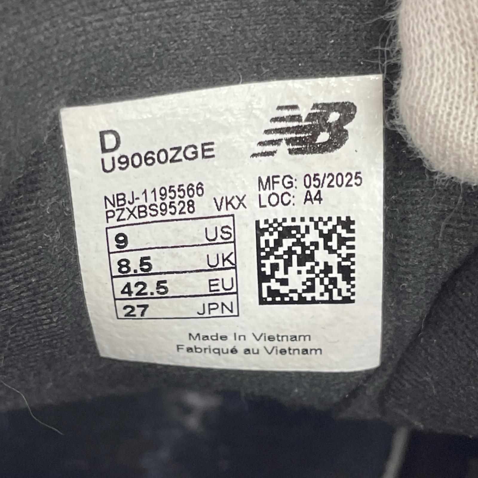 スニーカー U9060NRI BLACK 27.0 27cm (US9 UK8 1/2 EU44) ブラック