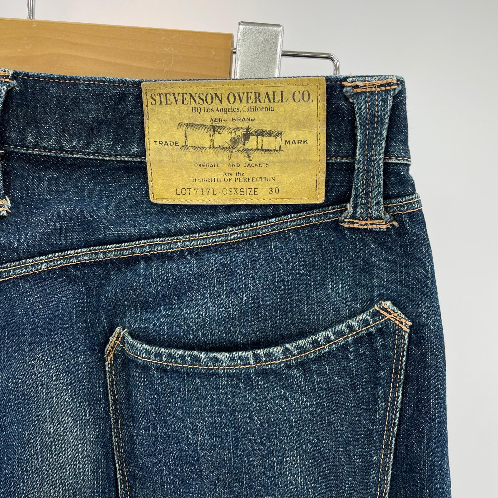 デニムパンツ Lot717L W30