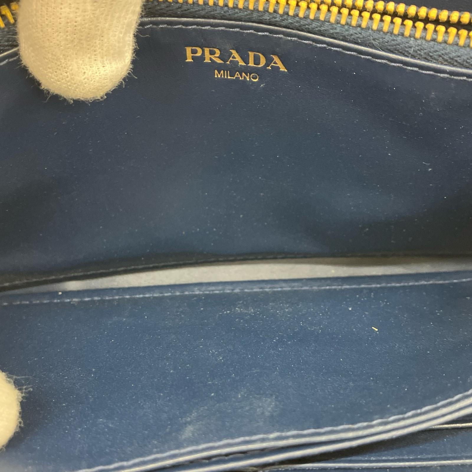 PRADA サフィアーノ レザー長財布