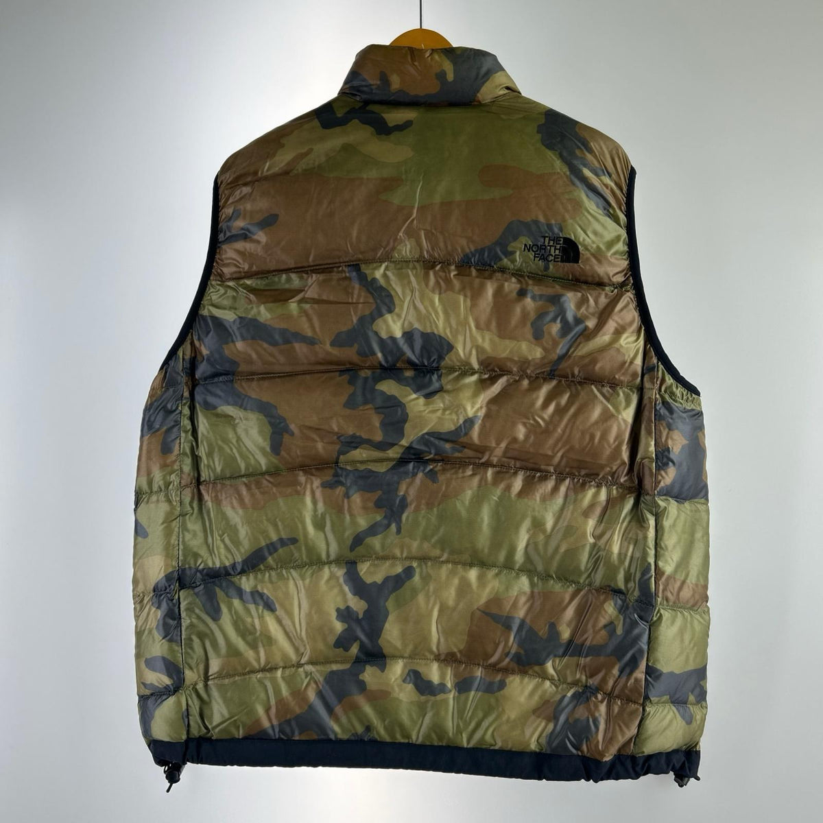 ダウンベスト ACONCAGUA VEST/サイズL L グリーン