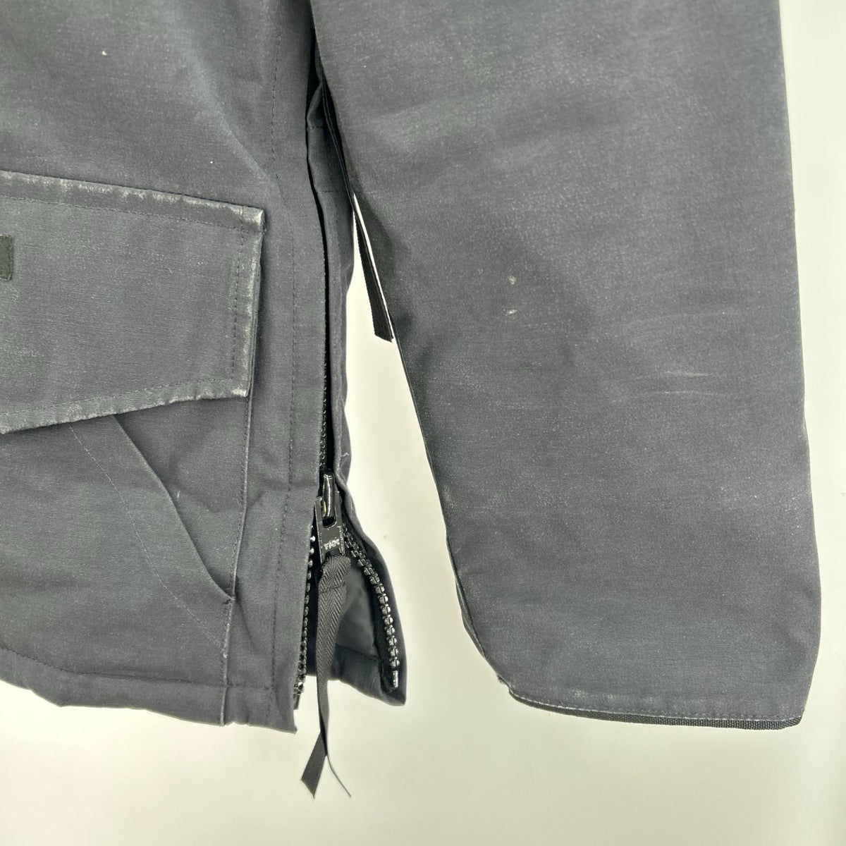 ダウンジャケット MAITLAND PARKA S グレー S ブラック