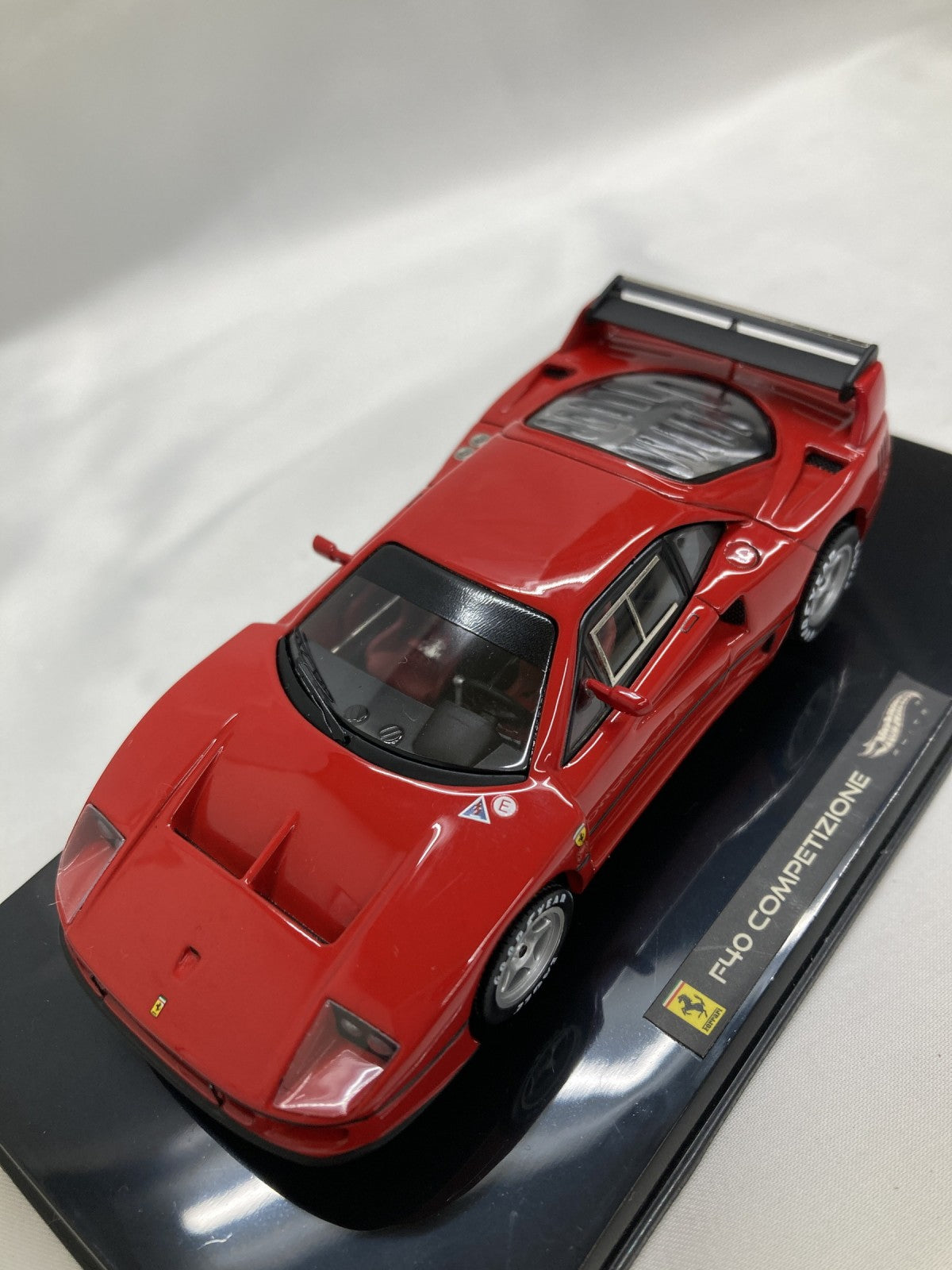 Hotweel F40 COMPETIZUONE フェラーリ 1/43 スケールカー