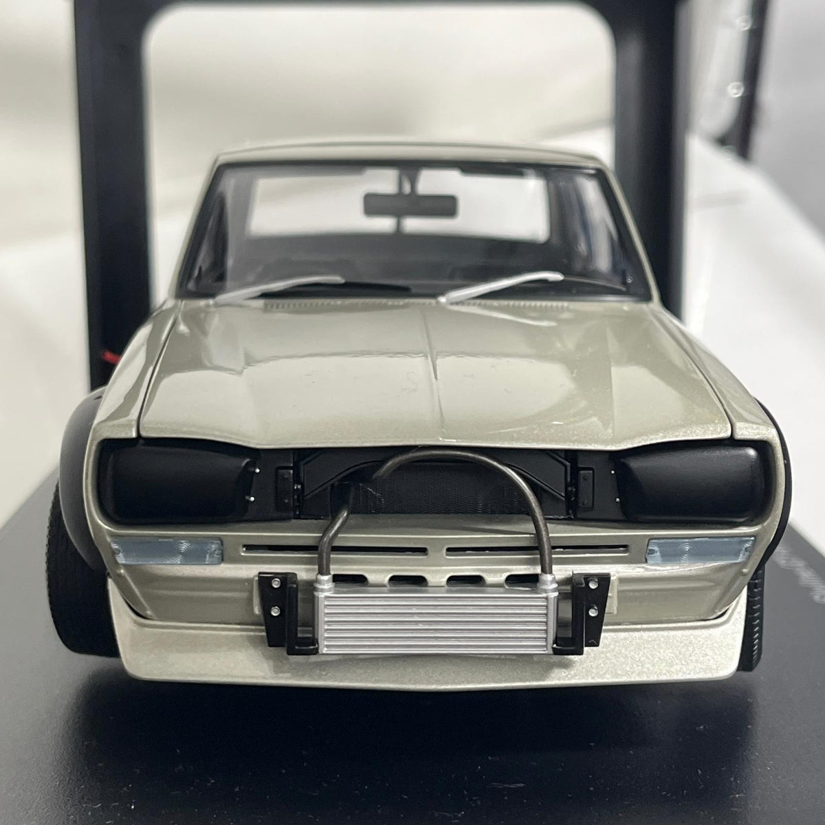1/18 日産 スカイライン GT-R KPGC10 レーシング 1972 AUTOart スケールカー
