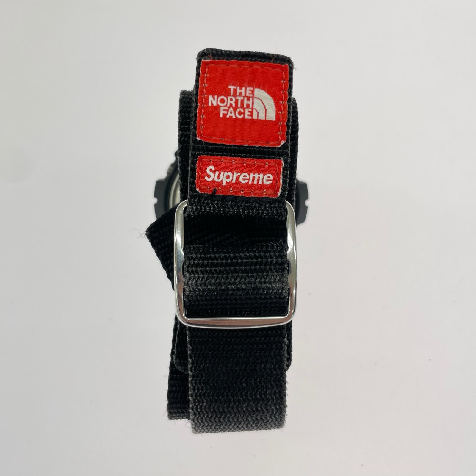 腕時計 Supreme x The North Face ブラック