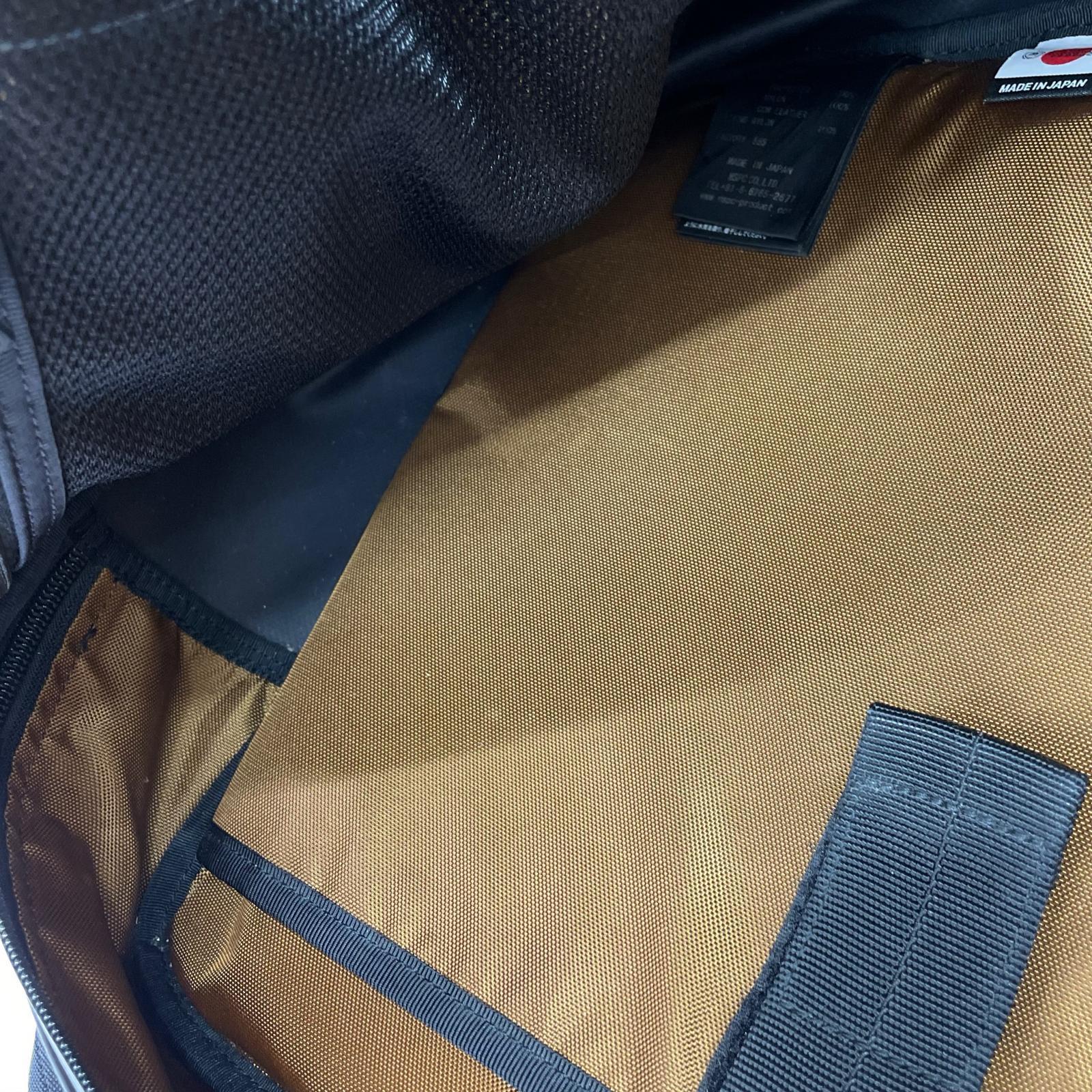 リュック・デイパック SLICK RUCKSACK ブラック