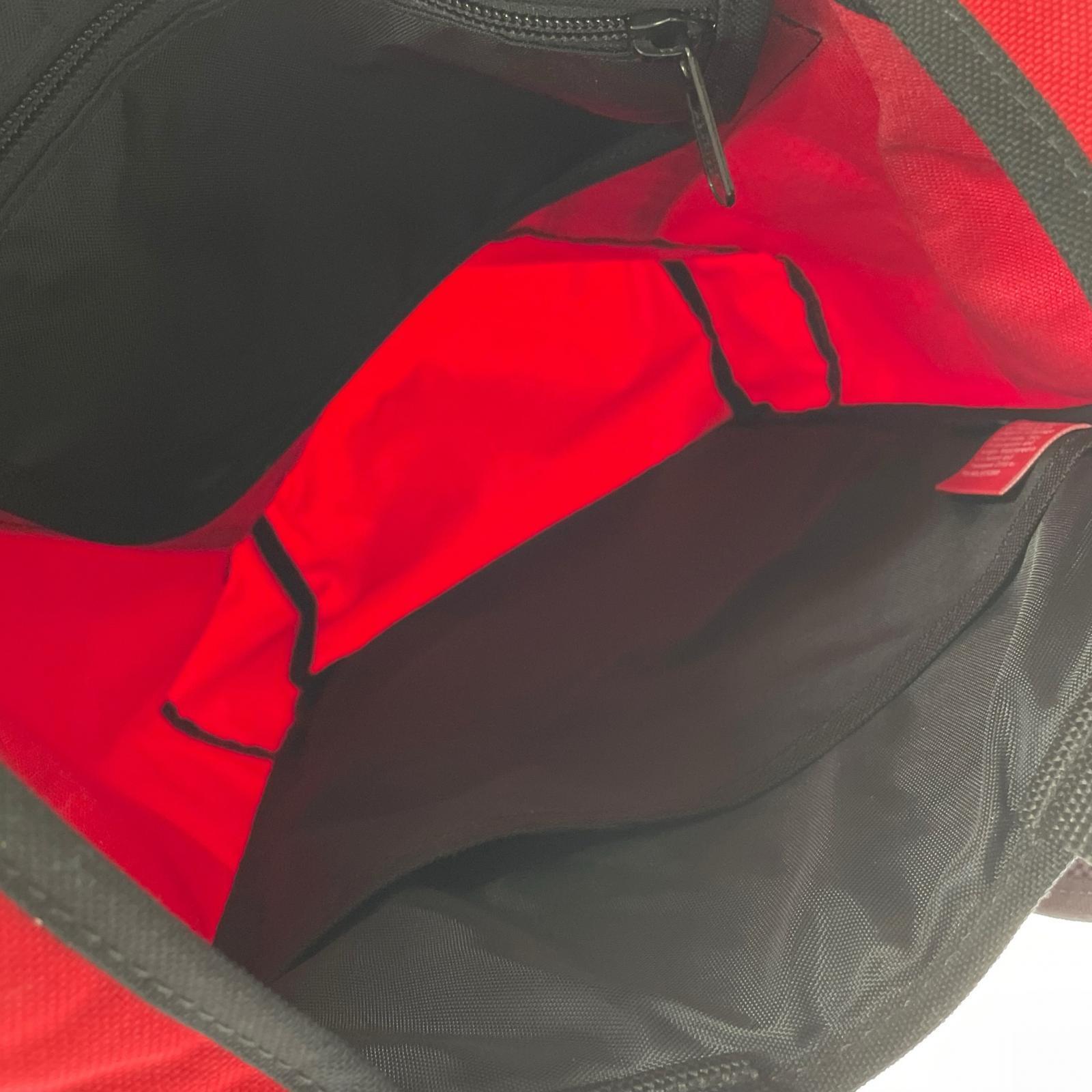 リュック・デイパック RIVERSIDE BACKPACK RED レッド