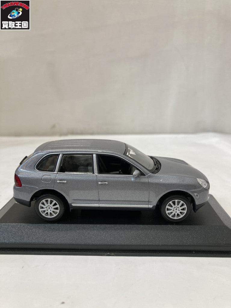 ミニチャンプス ポルシェ カイエン V6 スケールカー