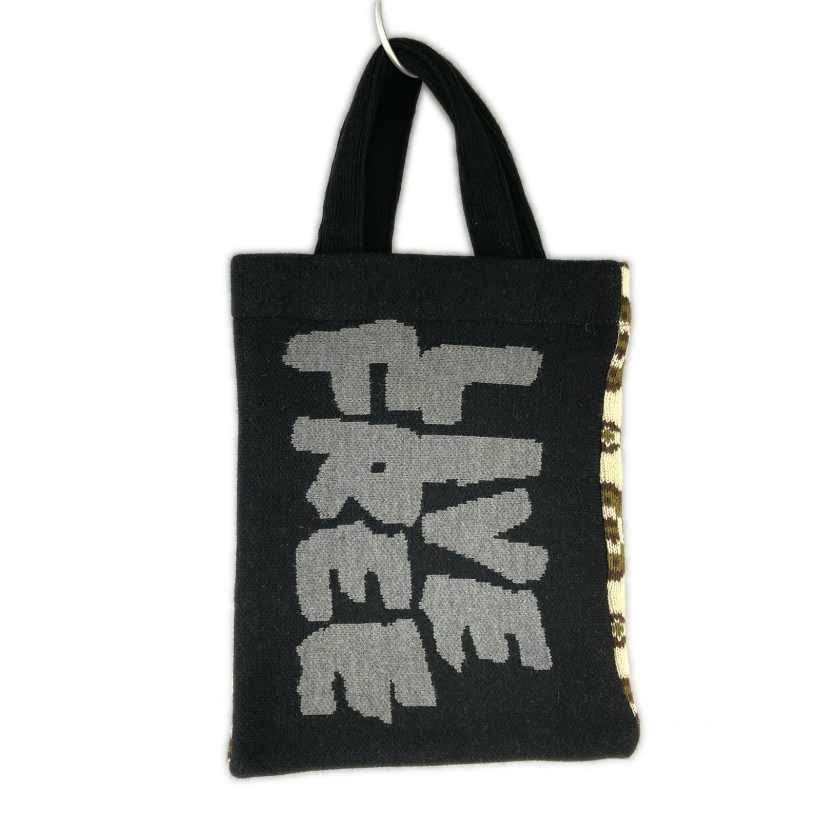 ボディバッグ LIVE FREE ニットトートバッグ