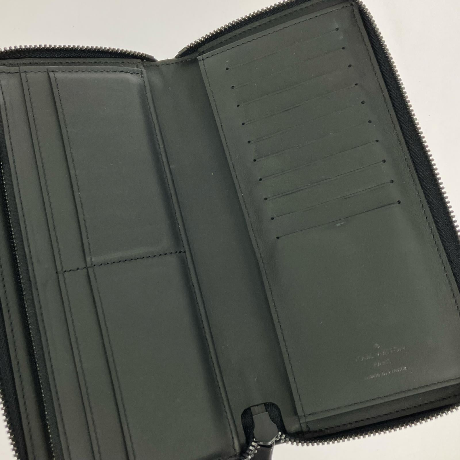 LV/ジッピーウォレット ヴェルティカル