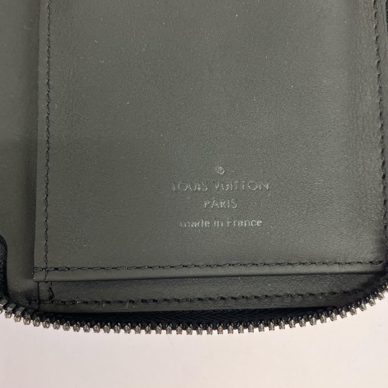 LV/ジッピーウォレット ヴェルティカル