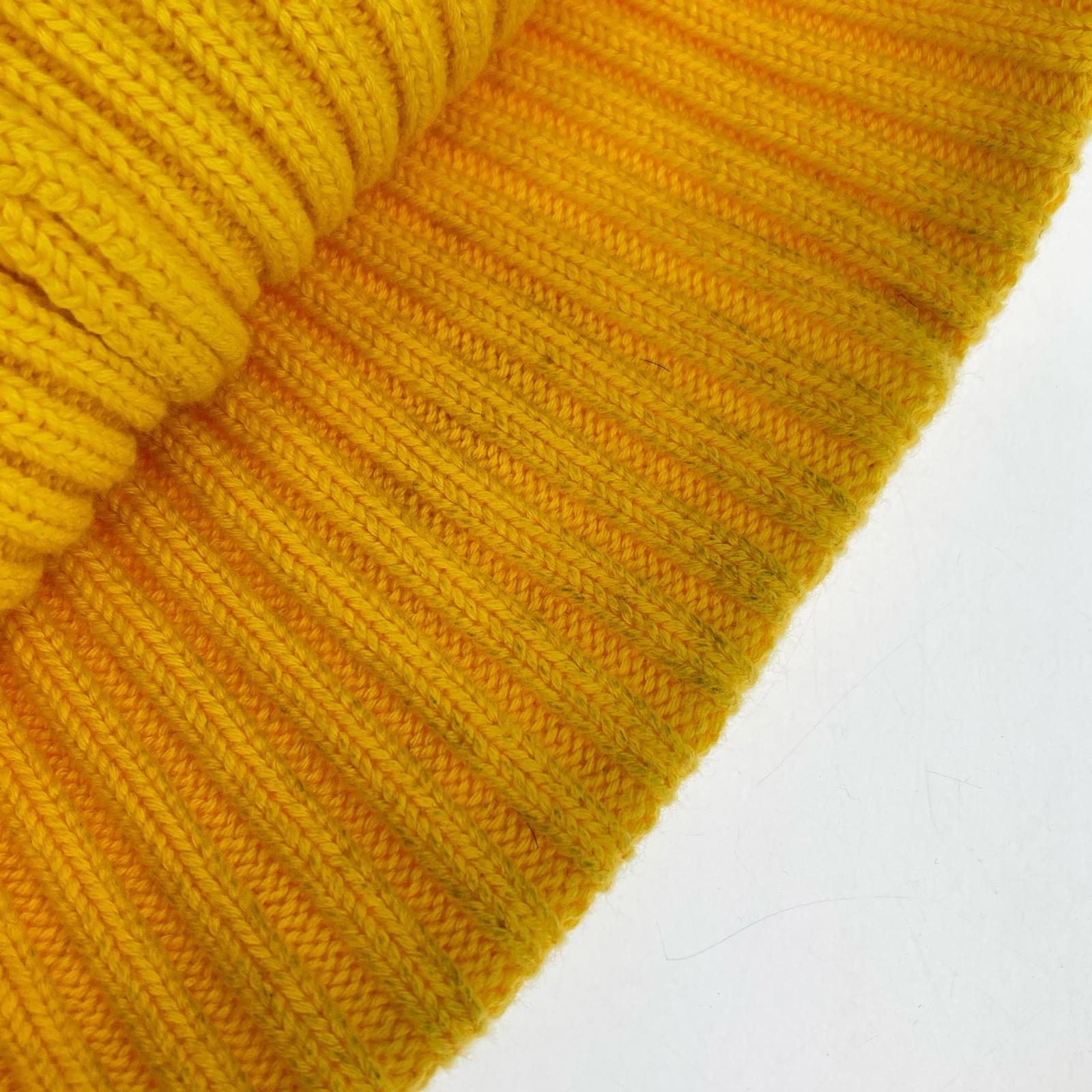 ニットキャップ Small Box logo Beanie 黄色