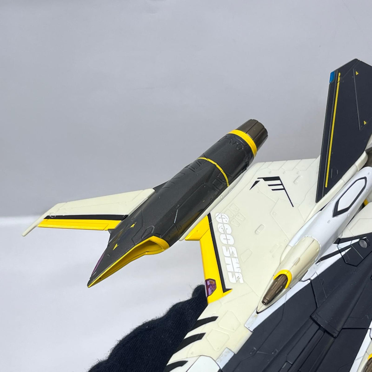 DX超合金 YF-29 デュランダルバルキリー 30周年記念カラー マクロスF/劇場版 マクロスF 恋離飛翼 〜サヨナラノツバサ〜/マクロスフロンティア バンダイ フィギュア/グッズ