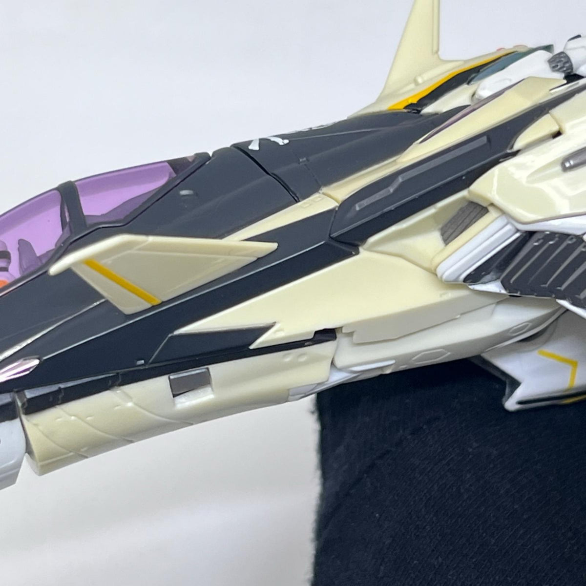 DX超合金 YF-29 デュランダルバルキリー 30周年記念カラー マクロスF/劇場版 マクロスF 恋離飛翼 〜サヨナラノツバサ〜/マクロスフロンティア バンダイ フィギュア/グッズ