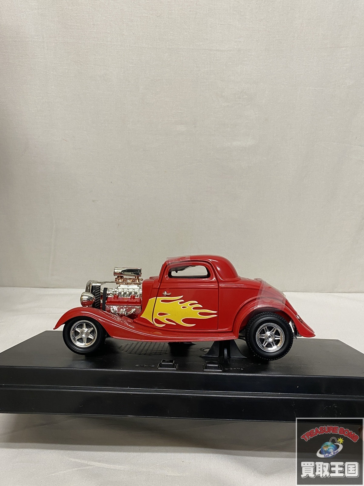 AMERICAN MUSCLE 1/18 ’34 FORD HIGH TECH スケールカー