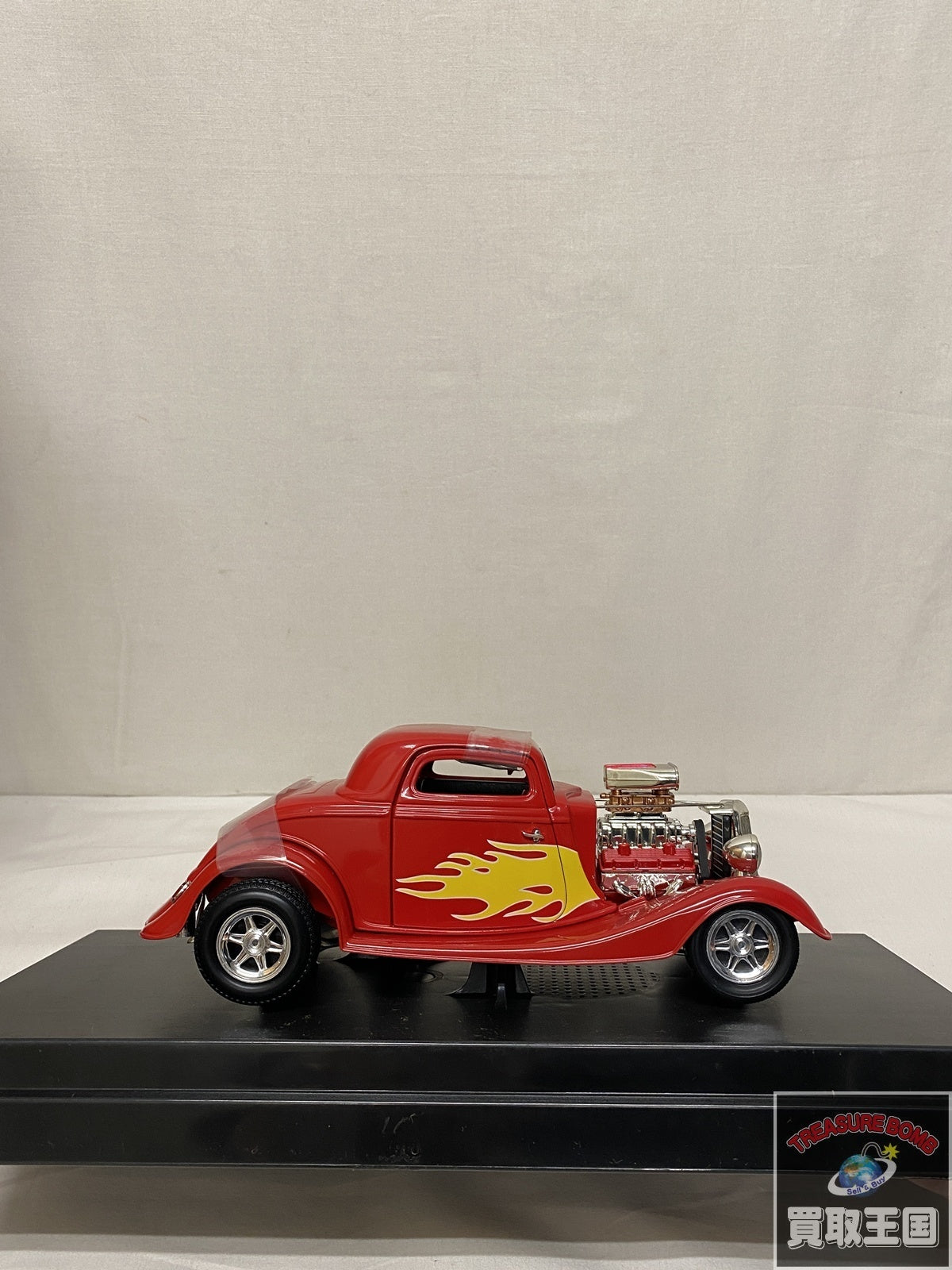 AMERICAN MUSCLE 1/18 ’34 FORD HIGH TECH スケールカー