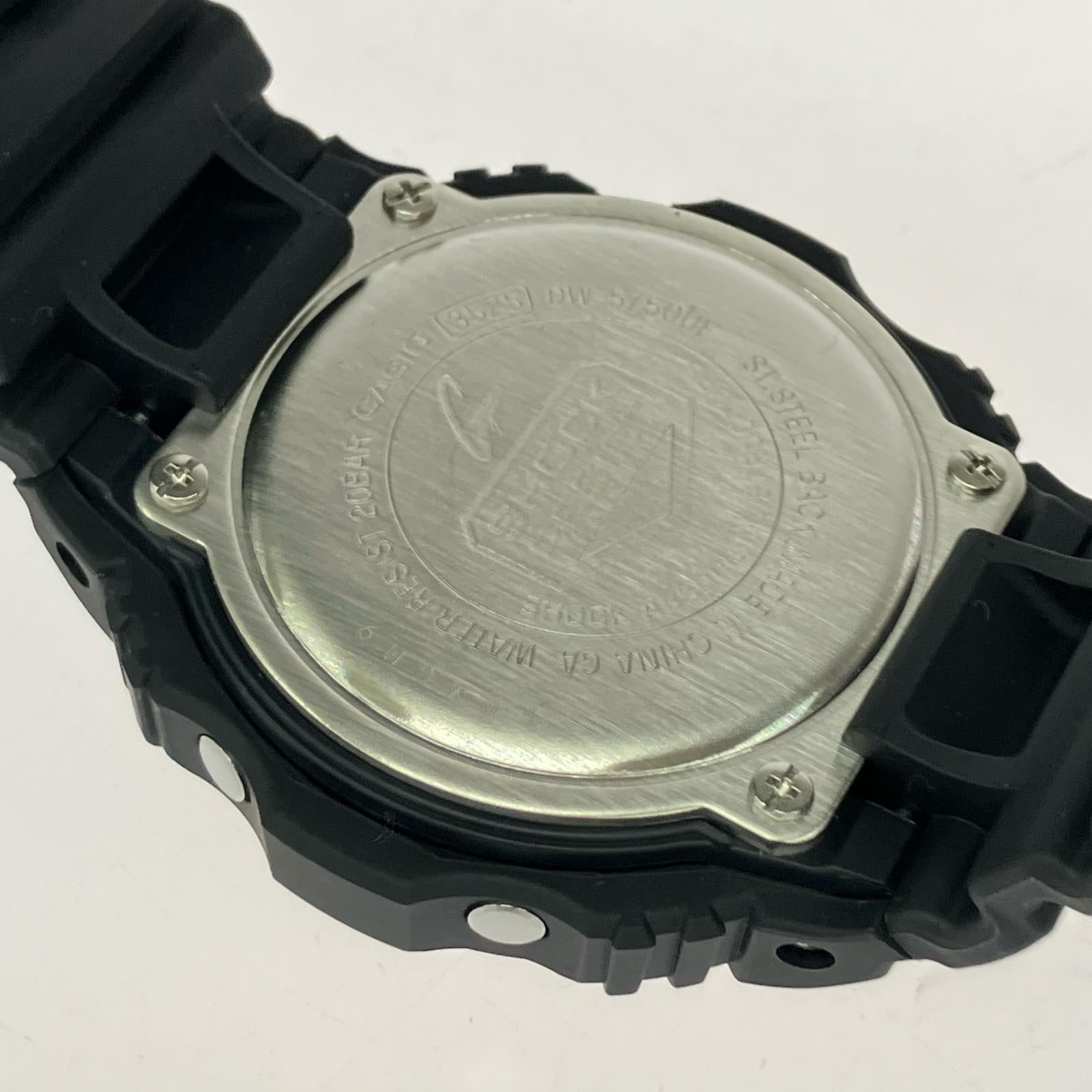 腕時計 DW-5750UE ブラック