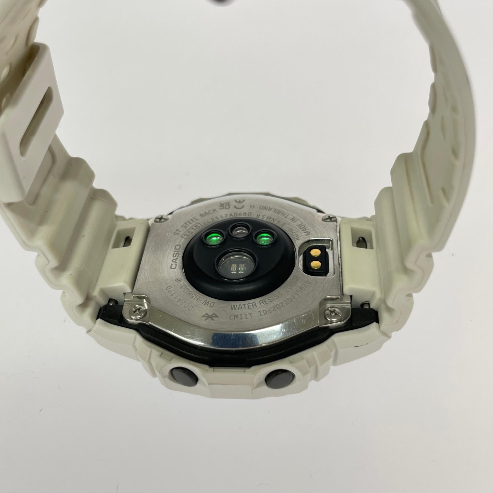 腕時計 DW-H5600 ホワイト