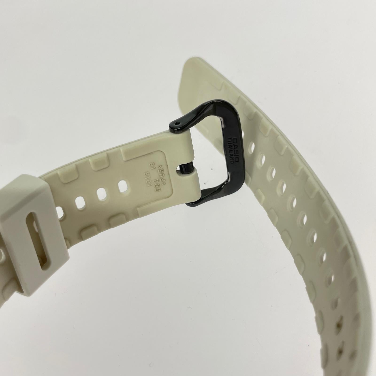 腕時計 DW-H5600 ホワイト