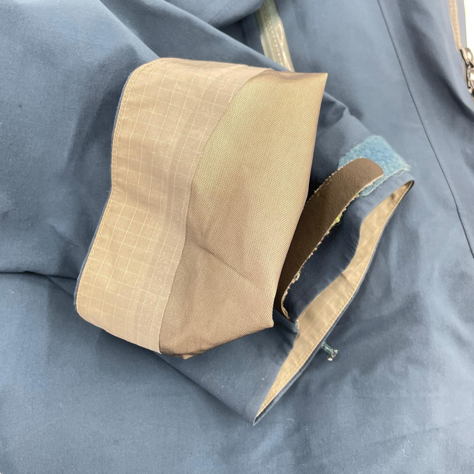 マウンテンパーカー ZETA AR JACKET S