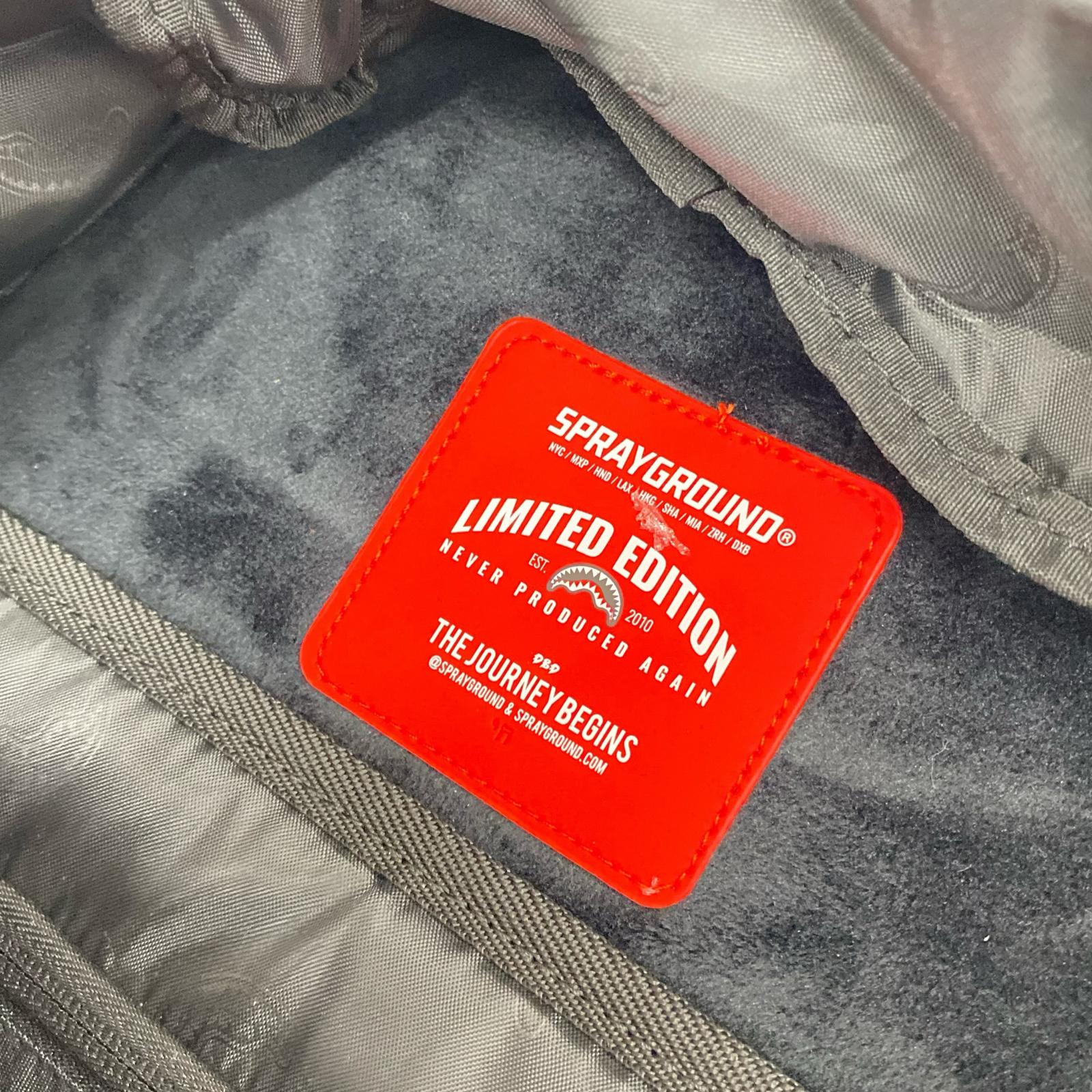 リュック・デイパック SPRAYGROUND マルチカラー