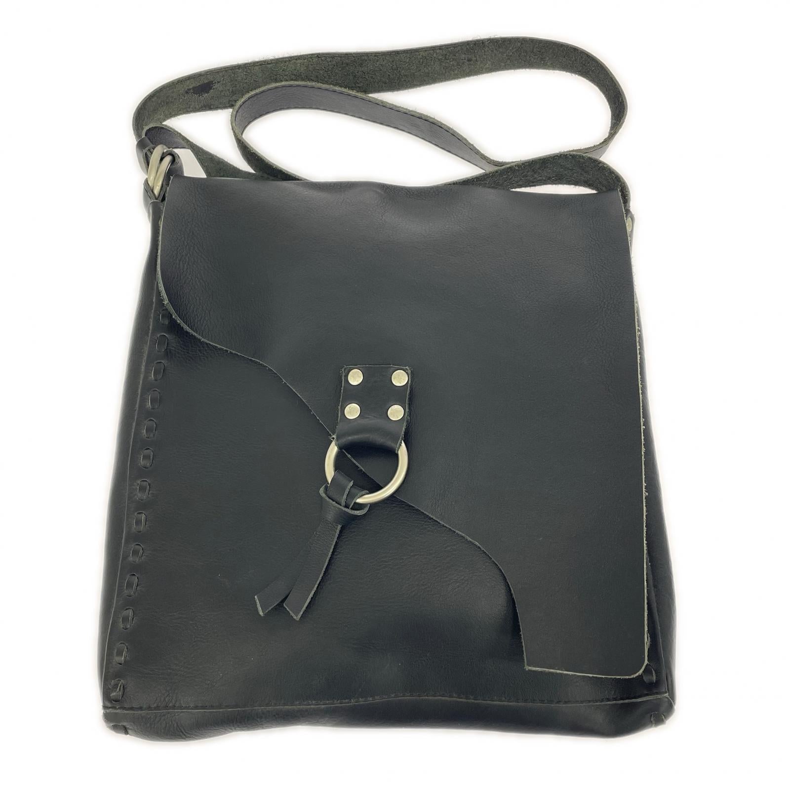 ショルダーバッグ ハンドステッチレザーショルダーバッグ BLK ブラック