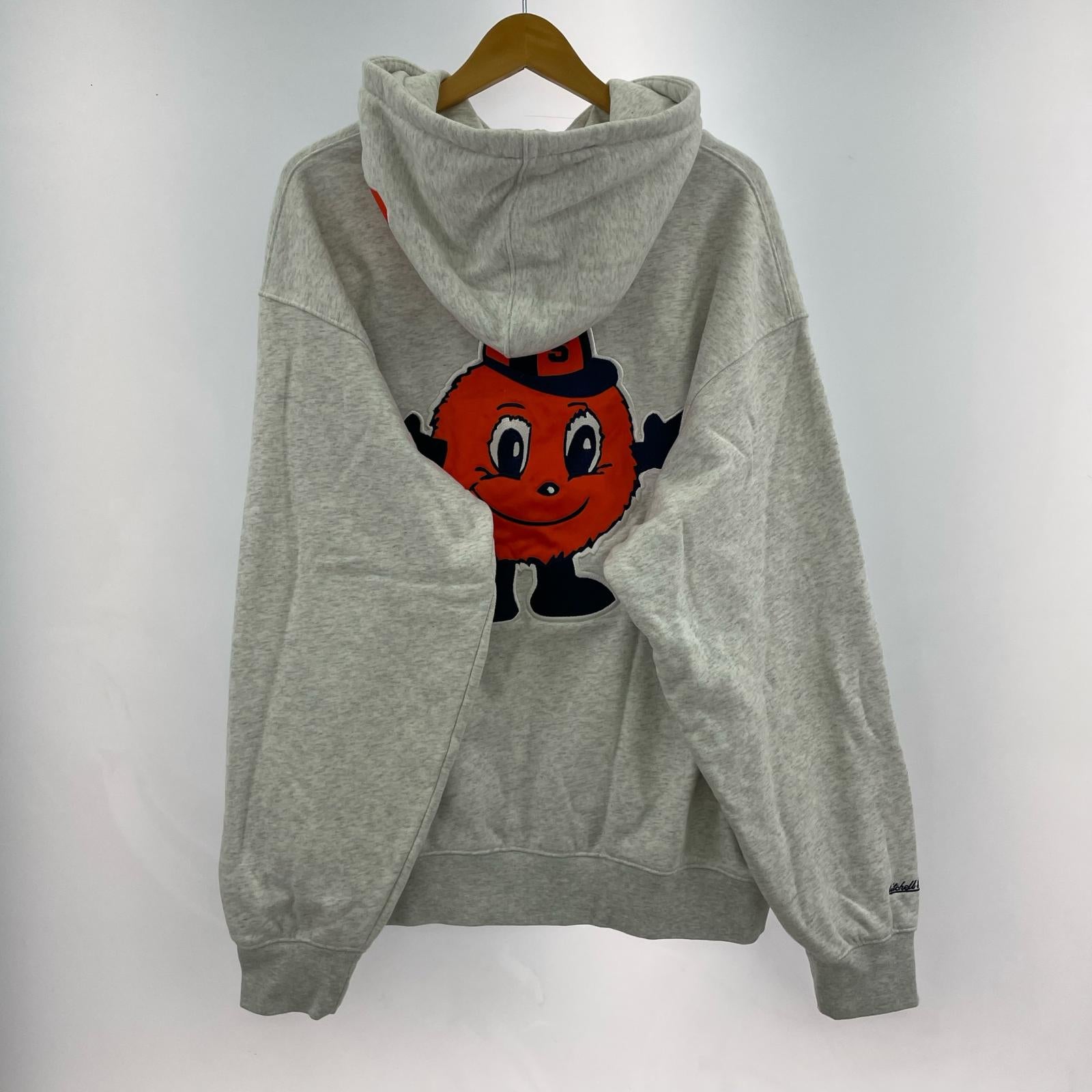 パーカー × mitchell&ness 24aw NCAA (L) L グレー