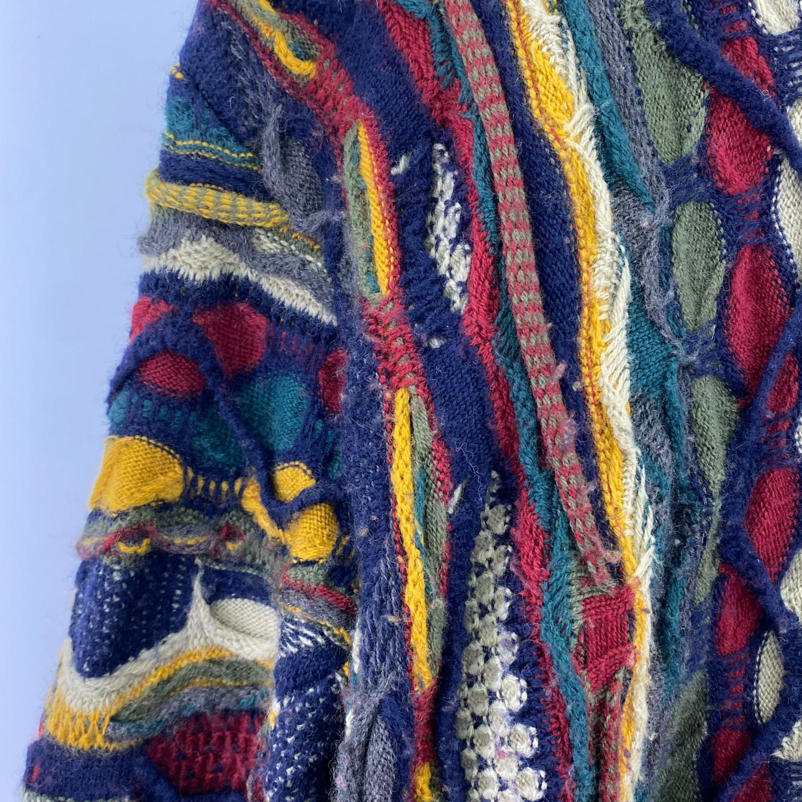 ニット COOGI 3Dニット ハイネック M マルチカラー