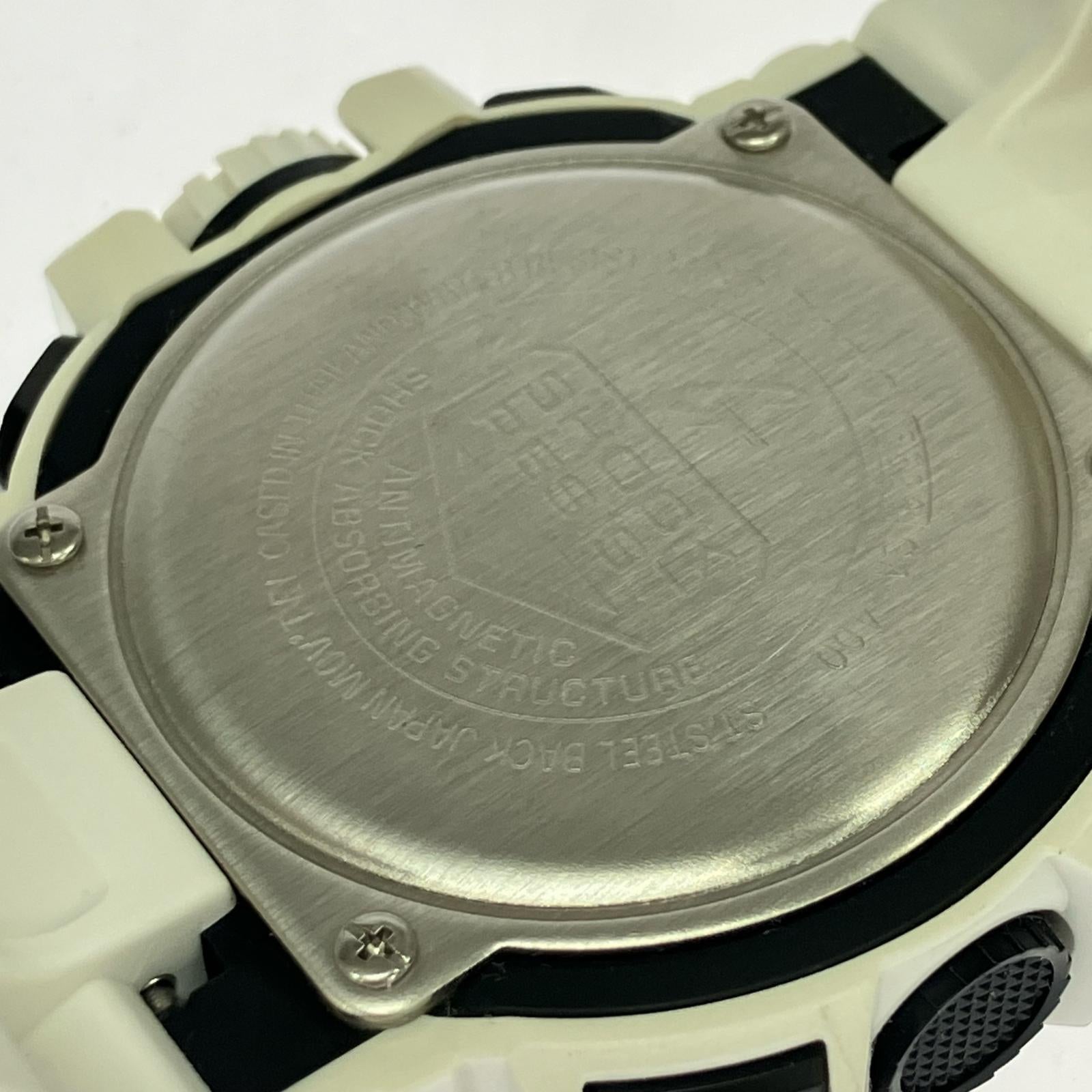腕時計 G-SHOCK GA-400 ホワイト