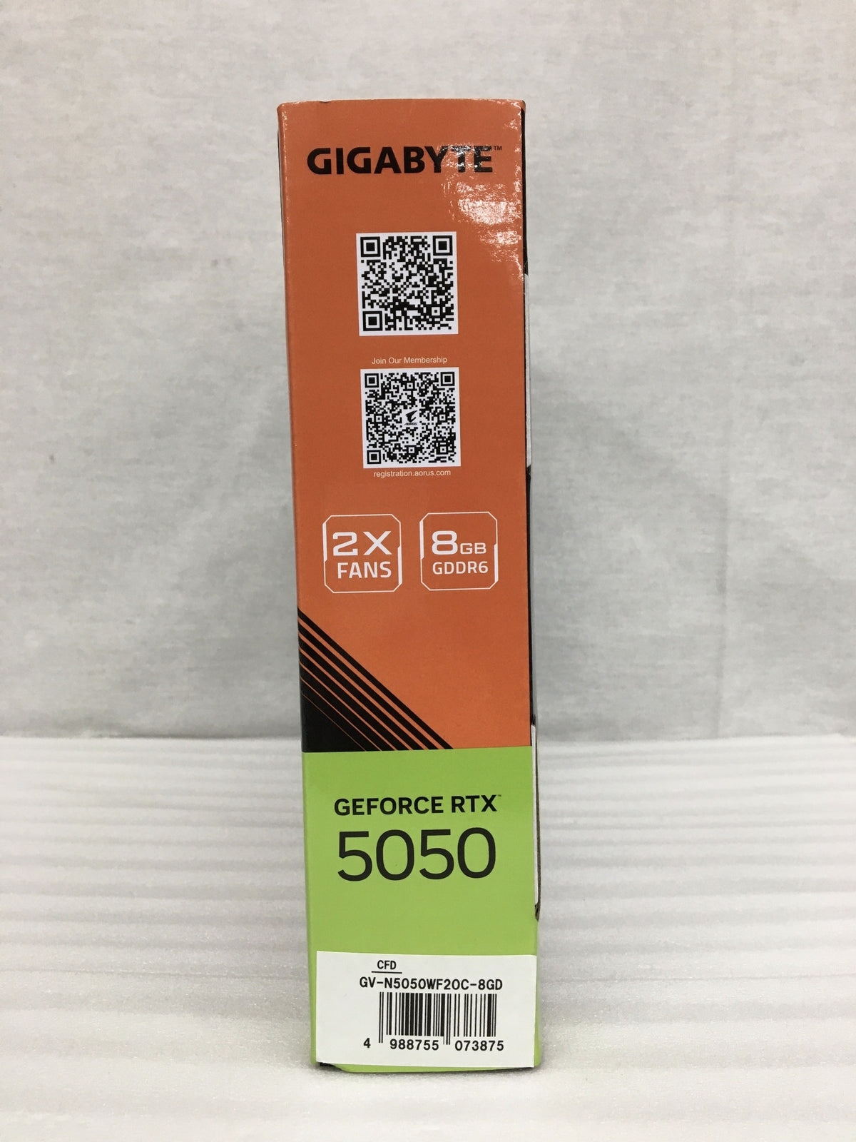 GIGABYTE製 GeForce RTX 5050 GV-N5050WF2OC-8GD その他小物