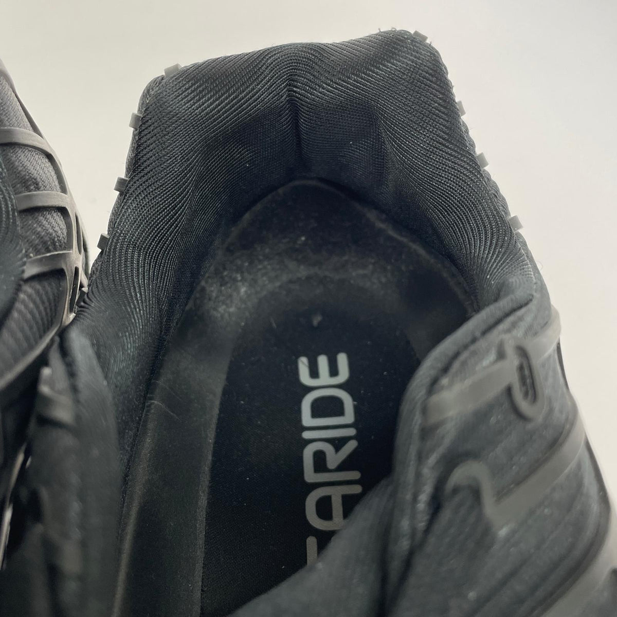 スニーカー MEGARIDE F50 28.5cm 28.5cm (US10 1/2 UK10 EU47) ブラック