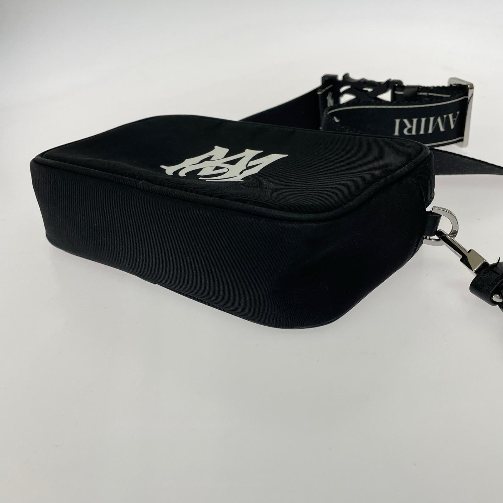 ショルダーバッグ AMIRI MA CAMERA CASE 黒 ブラック