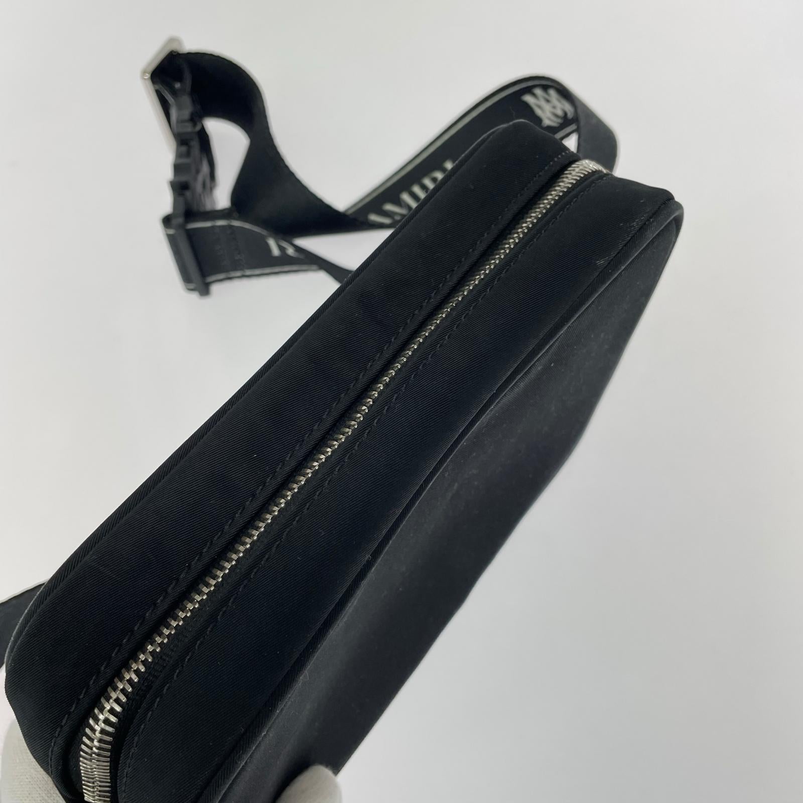 ショルダーバッグ AMIRI MA CAMERA CASE 黒 ブラック