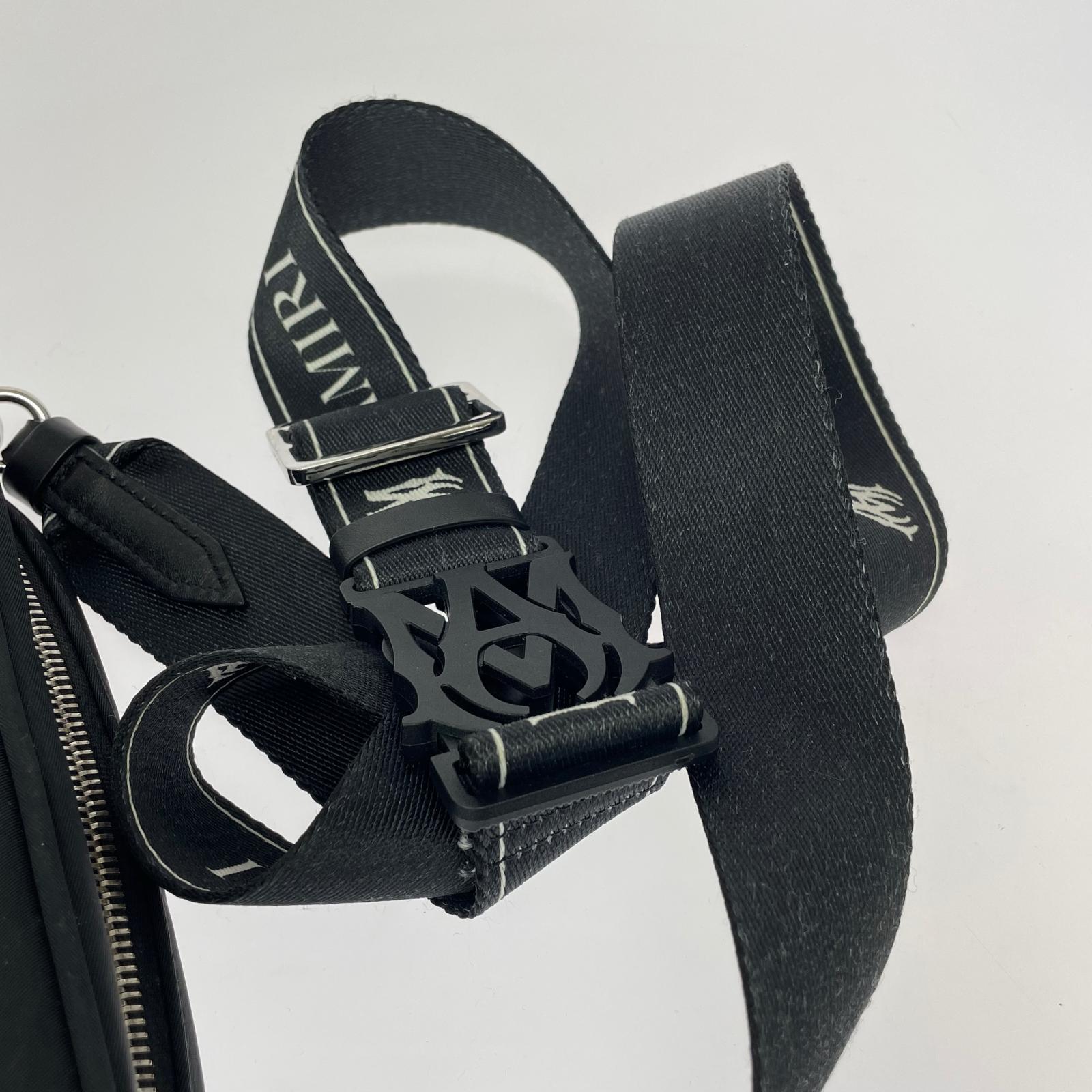 ショルダーバッグ AMIRI MA CAMERA CASE 黒 ブラック