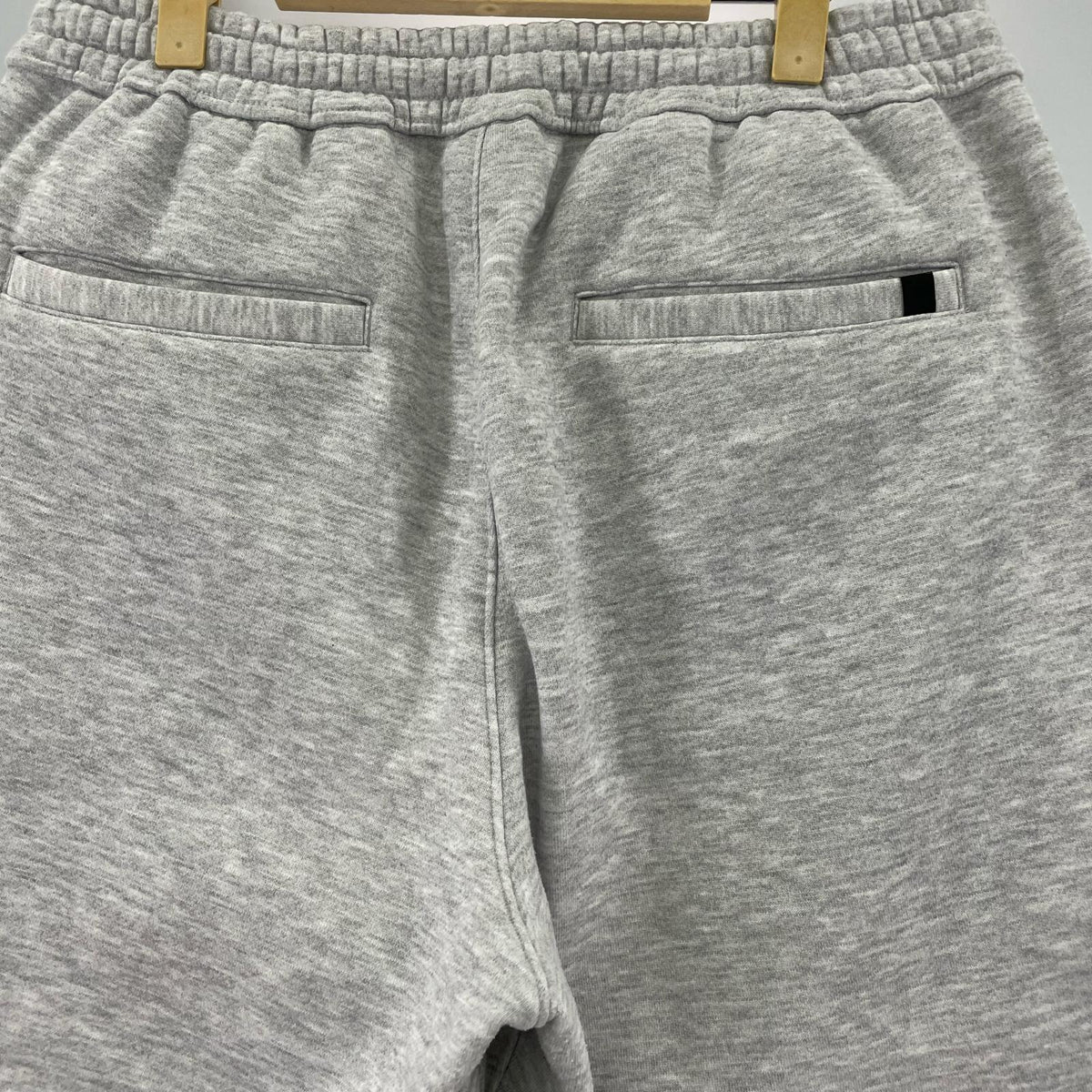 パンツ TECH SWEAT PANTS グレー M グレー