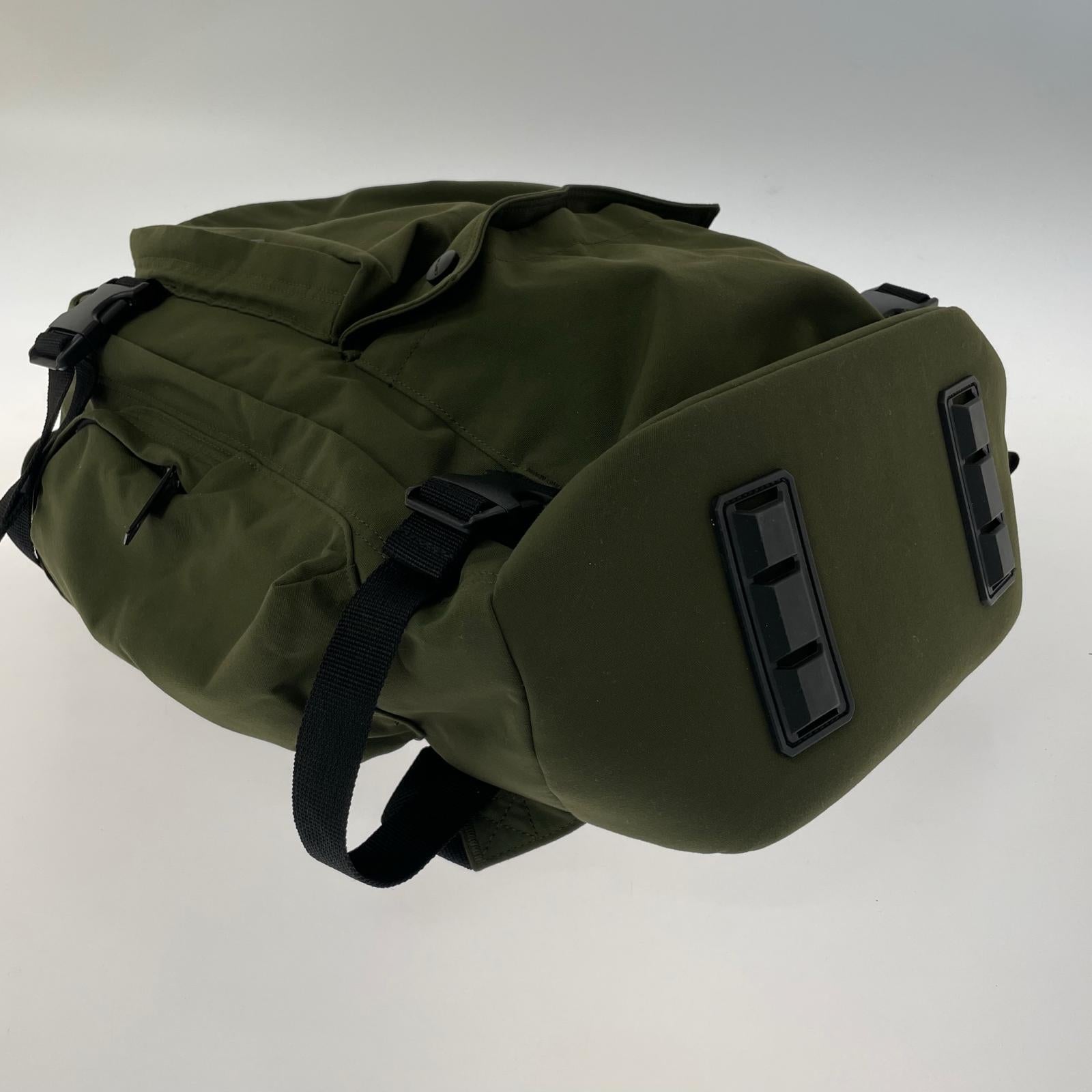 リュック・デイパック WIP Kayton Backpack カーキ