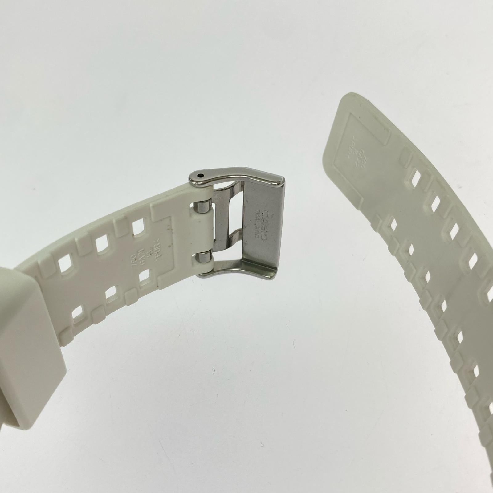 腕時計 GA-110TL ホワイト×ブルーグラデーション ホワイト